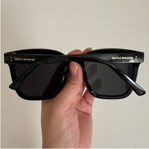 Gentle Monster Dreamer 17 Black Oversized Sunglasses